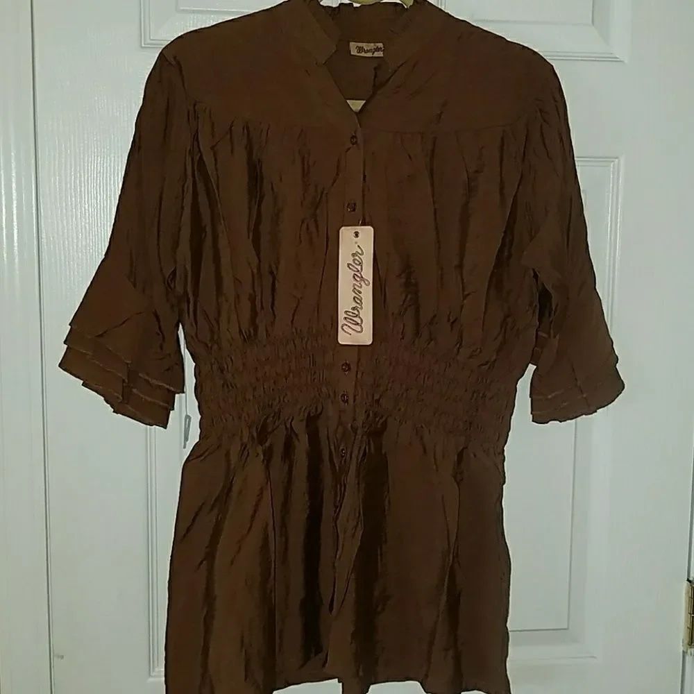 Wrangler Brown wide sleeve blouse. Sz M  NWT